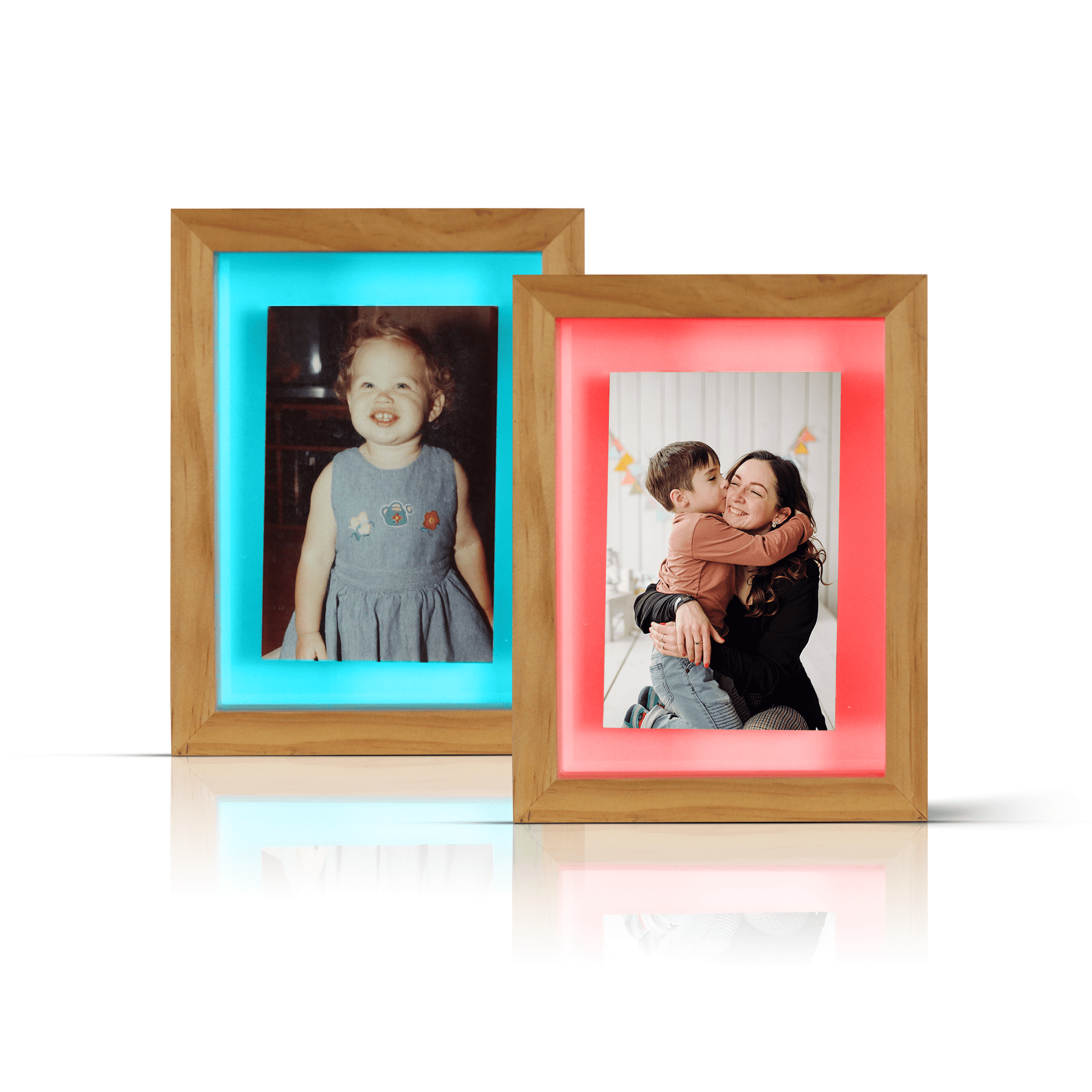 Friendship Frame – Wi - Fi Picture Frame Lamp | Share Light & Memories Long Distance - Friendship Lamps | Powered by Filimin