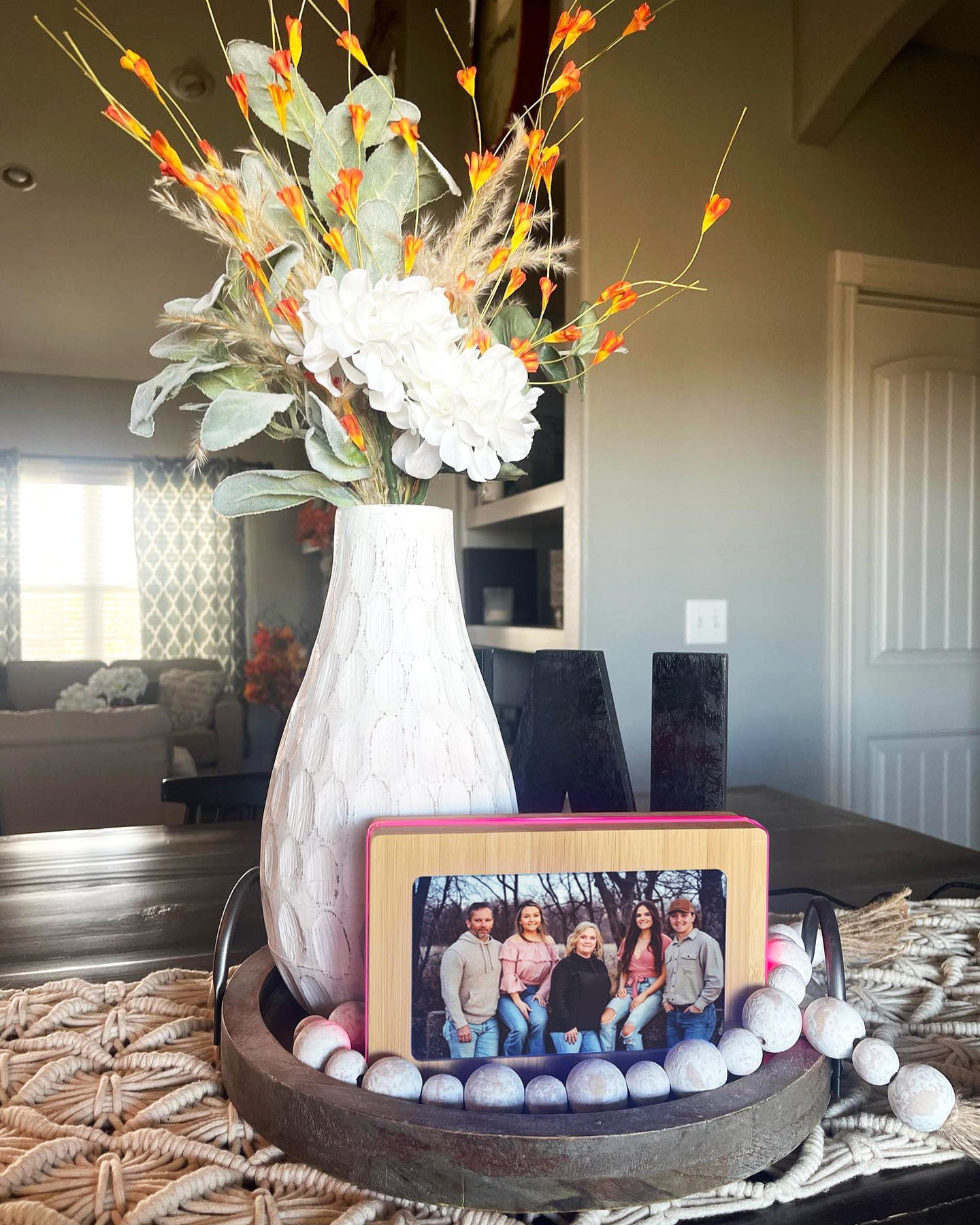 Memory Digital Friendship Frame – Smart Wi - Fi Photo Frame Lamp for Long Distance Connection - Friendship Lamps | Powered by Filimin